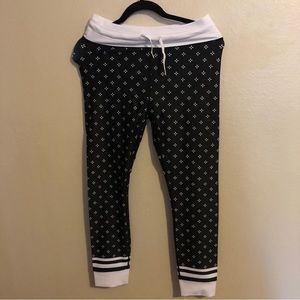 White Fox x Sarah’s Day Jasmine Leggings